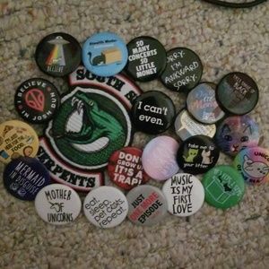 Button bundle plus a patch!